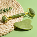 Miniatyrbild 2 av 4: Gua Sha-massageset, avancerad ansiktsrulle, grön