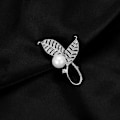 Miniatyrbild 2 av 4: Brosch Pin Överlappade Löv Corsage Pearl Inlagd Legering Dam Brosch