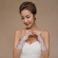 Miniatyrbillede 4 af 5: Hvid/elfenben krystal bryllupshandske tilbehør Rhinestone L White one size