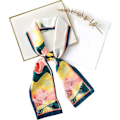 Miniatyrbild 1 av 5: Smal simuleringsscarf med rosa blommor, 15 * 145 cm damhalsduk, vårscarf i satin, sommartryckt scarf, flickpresent