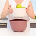 Pikkukuva 5 / 5: Riisin Siivilä ja Keittiön Lävikkösetti (Punainen) - Riisin, Quinoan ja Pienten Jyvien Siivilöinti - Vihannesten ja Hedelmien Liotus, Pesu ja Valutus
