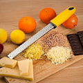 Miniatyrbillede 4 af 5: Køkken Rivejern Ostehøvl Scholl Manuel Fødder Rustfrit Stål Rivejern Zest til Spaetzle Citron Parmesan Ingefær Hvidløg Muskatnød Chokolade Kokosnød Gulerod