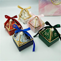 Miniatyrbild 3 av 3: Presentförpackning Bröllopstillbehör Fest Karamellask Godispåse Baby Shower Pappers Chokladaskar Bronsförpackningsaskar Red Pearl S 7x7x8cm