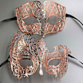 Miniatyrbild 4 av 5: Svart Silver Guld Metall Filigran Laser Skuren Par Venetian Mask Bröllop Boll Mask Halloween Maskerad Kostym Masker Set White