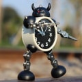 Pikkukuva 2 / 5: Herätyskello lapsille Pojat, Robottihälytyskello Analogiset herätyskellot