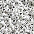 Miniatyrbillede 1 af 3: Bogstavperler ca. 600 blandet + 10 ekstra A