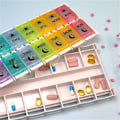 Miniatyrbild 5 av 5: 7-dagars pillerbox - 7-dagars medicinbox för morgon och kväll