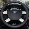 Miniatyrbild 1 av 6: DIY-rattstyrningsöverdrag i konstläder för Ford Kuga 2008-2011 Focus 2 2005-2011 C-Max bilinredning