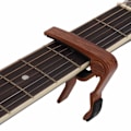 Miniatyrbild 3 av 4: Zerone Gitarr Capo Snabbkoppling Strängklämma Tillbehörssats Capo Med 5st Gitarrplektrum För Banjo