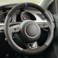 Miniatyrbild 1 av 6: Rattskinnsöverdrag för ratt till Audi A1 A3 A4 2015-2016 A7 2012-2018 S7 2013-2018 RS7 2014-2015 i mockaläder, biltillbehör Style 2