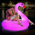 Miniatyrbilde 2 av 5: Oppblåsbar Flamingo Badeleke med Lys, Soldrevet Flamingo Badering