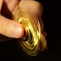Miniatyrbild 4 av 5: Gyllene Fidget Spinner för Barn Vuxna, Metall Orb Ball Toy, Sphere Fidget Hand Finger Spinner Ball för Pojkar Flickor, Skrivbordskontorsleksaker