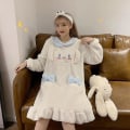 Miniatyrbild 1 av 5: Kawaii Cartoon Sanrios Cinnamoroll Söt Söta Korallfleece Nattklänning Vit Mid Längd Hemkläder Pyjamas Klänning S Cinnamoroll