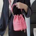 Miniatyrbillede 3 af 4: Dame Bucket Taske Pu Læder Justerbar Snøre Håndtaske Tote Crossbody Skuldertaske Pink