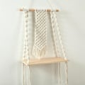 Miniatyrbild 3 av 4: Macrame väggdekoration väggmonterade hyllor i trä flytande hyllor vävda växt hängare hem Ch