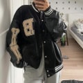 Miniatyrbillede 2 af 5: Varsity Baseball Bomber Jakke Kvinder Hip Hop Harajuku Bone Bogstav Patchwork Læderjakker Streetwear Mænd Unisex College Frakker L