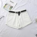 Miniatyrbillede 2 af 5: Dame Højtaljede Denim Shorts Korte Jeans med Strop til Afslappet Shopping og Rejser White S