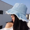 Miniatyrbilde 2 av 5: Casual fiskarhatt i denim for kvinner, enkel solhatt med rå kant for utendørsaktiviteter Light Blue