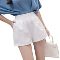 Miniatyrbild 1 av 5: Sommarshorts för damer, hög midja, ledig A-linjemodell, hotpants för shopping och semester White M
