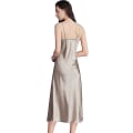 Miniatyrbilde 3 av 3: Dame Sateng Nattkjoler Lang Chemise Sexy Ermeløs Sidesplitt Nattkjole Spaghettistropp Nattøy Beige S
