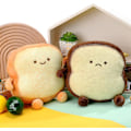 Miniatyrbilde 5 av 5: 2 Stykker Toastbrødputer Brødformede Puter 2 Stiler Morsom Mat Brødpute Ansiktsuttrykk Utstoppet Plysj Toast Sofapute Matpute