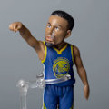 Miniatyrbilde 4 av 5: NBA basket superstar håndlagde Q-versjon dukke dukke håndlagde modell dekorasjon Stephen Curry