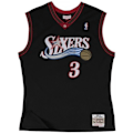 Miniatyrbillede 1 af 2: NBA-trøje - Mitchell & Ness - Allen Iverson - Philadelphia Sixers - Sort - Størrelse M/L Flerfärgad XL