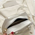 Miniatyrbild 8 av 11: Fladdermusformad handväska Unik Crossbody-väska Handväska PU-läder axelväskor Red