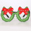Miniatyrbilde 6 av 11: Julepynt Juleprodukter Snømann Gevir Julebriller Dekorasjon Festutstyr round frame red with diamond
