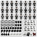 Miniatyrbild 5 av 7: MOC Militärpolis Byggkloss Set Svart SWAT Liten Partikel Montering Docka Leksak Leksakspåse 24pcs2 Doll toy height about 5cm