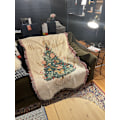 Pikkukuva 1 / 9: Hyvää Joulua Orava Mänty Huopa Seinävaate Seinäkoriste Sohvapyyhe Squirrel tree blanket 90*150cm
