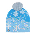 Pikkukuva 1 / 7: Talvinen joulu -sarjan villapipo LED-valolla, lämmin neulottu hattu ja huivi -setti Snowflake hat Adjustable