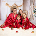 Miniatyrbild 3 av 5: Matchande Julpyjamas Familj Pyjamas Satin Enfärgad Matchande Jul Sovkläder Red Father M