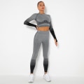 Miniatyrbillede 8 af 8: Europæisk og amerikansk sømløs yogadragt til kvinder, strikket hofteløftende høj elasticitet træningsbukser, trænings yogatøj 6092 long-sleeve suit-White M