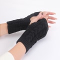 Miniatyrbilde 3 av 10: Varme Dame Halvfingerhansker Vinter Myke Varme Ullstrikkede Arm Korte Hansker Myke Varme Votter Arbeidshansker Håndbeskyttelse Red One Size