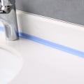 Pikkukuva 5 / 5: Vaaleankeltainen itseliimautuva tapetti, lattia, vinyyli, vedenpitävät reunukset