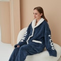 Miniatyrbilde 4 av 4: Varme Korallfløyel Pyjamas Dame Høst Vinter Pyjamas Sett Par Hjemmeklær Blue XL