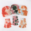 Miniatyrbilde 2 av 5: Ull Tie-Dye Hansker Lue Todelt Varm Gradient Strikket Øreklaff Lue Sett Green tie-dye suit