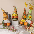 Pikkukuva 2 / 11: Kurpitsa-asusteet Kääpiöpehmolelu Söpö Halloween Kasvoton Kääpiötonttu Koriste Puutarhahuoneen Sisustus Kodin Tarvikkeet Yellow plaid hat