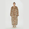 Miniatyrbillede 1 af 11: Hætte Lazy Blanket Pullover Dobbeltlags Blanket Sweater til Kvinder Kuldebeskyttelse i Efterår og Vinter Termisk Pyjamas Leopard print-Long