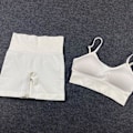 Pikkukuva 10 / 11: Joogasetti Toppeja Ja Leggingsejä Aktiivivaatteet Naisten Treenausvaatteet Grey bra set M
