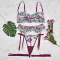 Miniatyrbillede 2 af 5: Aduloty Udsøgt Broderede Blomster Sexet Erotisk Undertøj Perspektiv Transparent BH Samlende Fristelse Kvinder Undertøj Fem Dele Khaki M