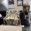 Miniatyrbilde 1 av 11: Uformelle tepper, teppedekorasjon, gitar, kvinne, Matisse-teppe, sofa, fritidsteppe, enkelt billedvev, sofateppe, pledd Yellow tiger 125X150cm