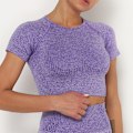 Pikkukuva 10 / 11: Saumattomat neulotut urheilushortsit lyhythihaiset shortsit joogavaatteet kuntoilupuku seksikkäät treenivaatteet naisille 9149 short sleeve-wine red M