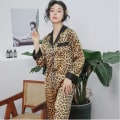 Miniatyrbillede 4 af 4: Leopard Print Sexet Langærmet Pyjamas Dame Imitation Ægte Silke Nattøj Leopard print M