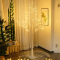 Pikkukuva 9 / 11: Led-puuvalo, kiitospäivän somistus, kodin koristelulamppu, joulujuhlat, helmiäispuu Silver Tree starry light