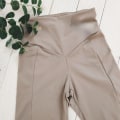 Pikkukuva 9 / 11: Joogaliivit ja shortsit, 2-osainen setti, treenivaatteet, spandex, naisille Rose-Red shorts L