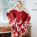 Pikkukuva 1 / 5: Naisten Pyjamat Oloasut Kylpytakit Aamutakit Kotiasu Huivi Yksi Koko Ylellinen Tyyli Polyesteri Yöasut Red