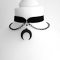 Miniatyrbillede 4 af 11: Sort Halvmåne Choker Halskæde Gotisk Grunge Sort Fløjl Smykker Smuk Kvinde Vedhæng Gave Gotisk Statement Goth Ny c211
