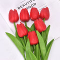 Miniatyrbillede 4 af 7: 10 STK. Tulipaner Kunstig Blomsterbuket Real Touch Kunstige Fake Blomster til Hjem Bryllupsdekoration Indendørs Haveindretning Pure Pink